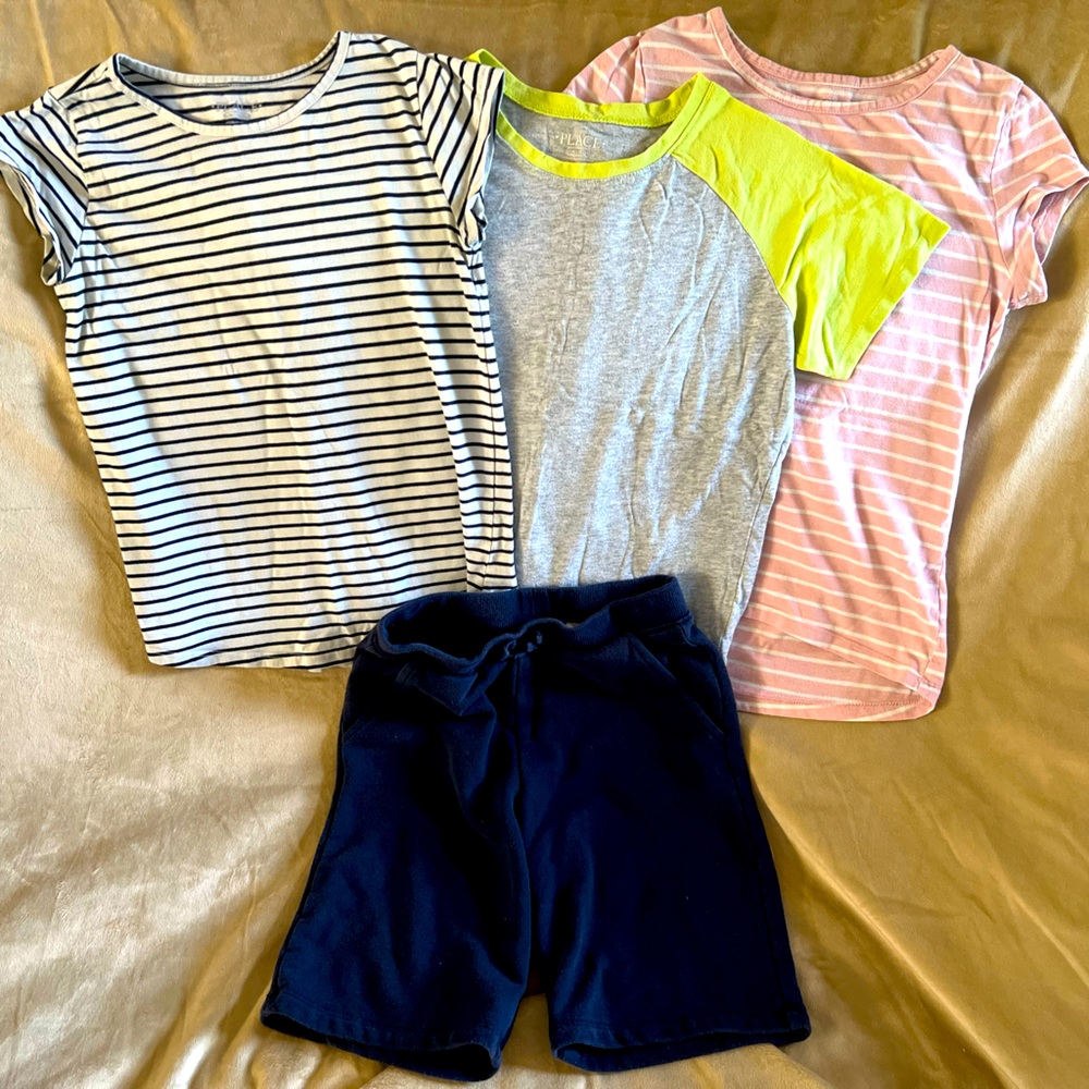 Girls Children’s Place tshirts and shorts set - size L (10/12)